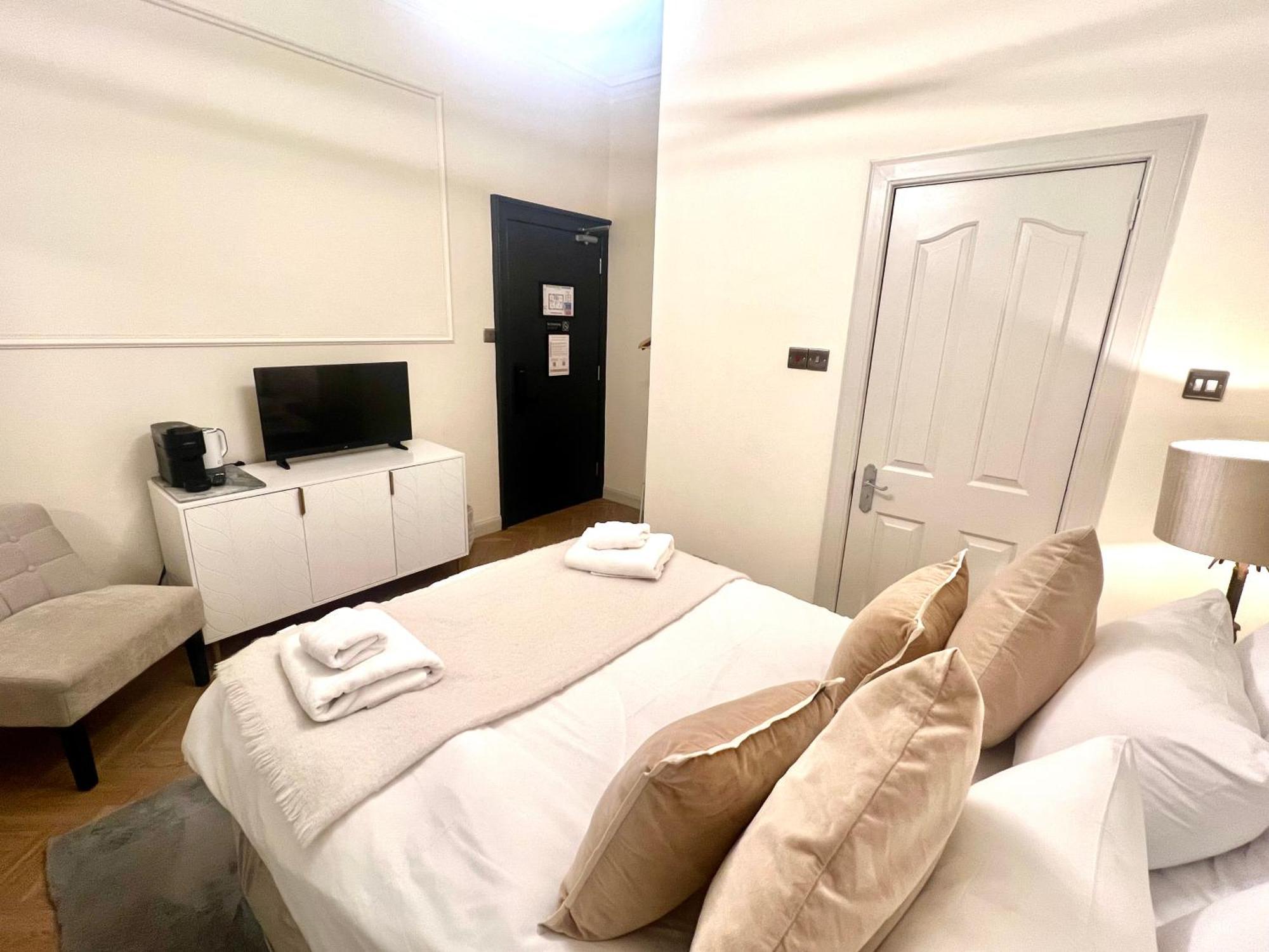 'Maisie' In Allandale Aparthotel Охтерардър Екстериор снимка